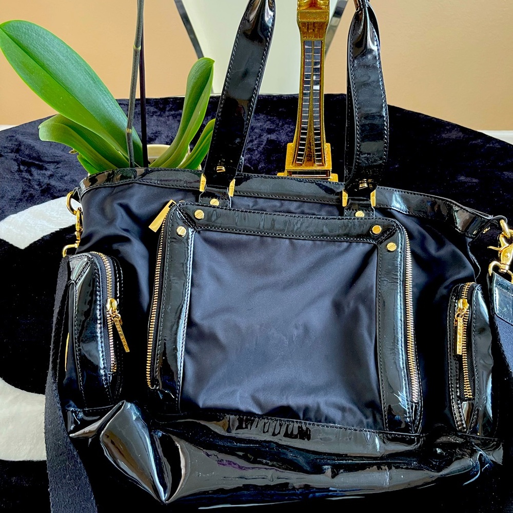 Tory Burch baby diapers bag barely used authentic